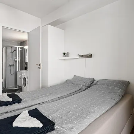 Apartment Center - Sea View, Modern, Cozy With Parking.